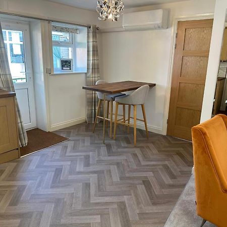 Thee Olde Cow Shed Cottingham, Central Location, 500 Meters From Cottingham Train Station, Close To Hull & Beverly, Free Parking & Wi-Fi , Entire Detached Property Eksteriør bilde