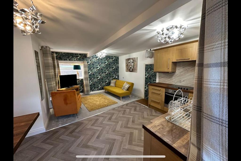 Thee Olde Cow Shed Cottingham, Central Location, 500 Meters From Cottingham Train Station, Close To Hull & Beverly, Free Parking & Wi-Fi , Entire Detached Property Eksteriør bilde